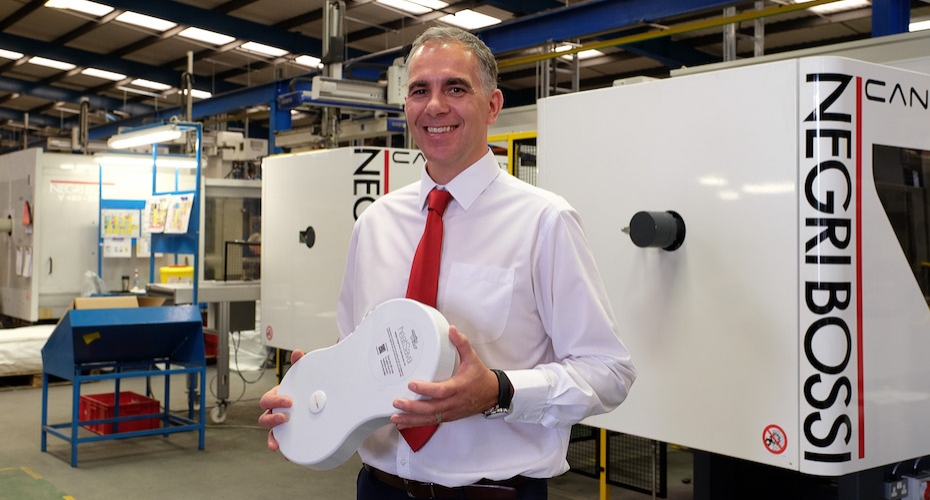 £200,000 investment sees robotics and staff join Icon Plastics