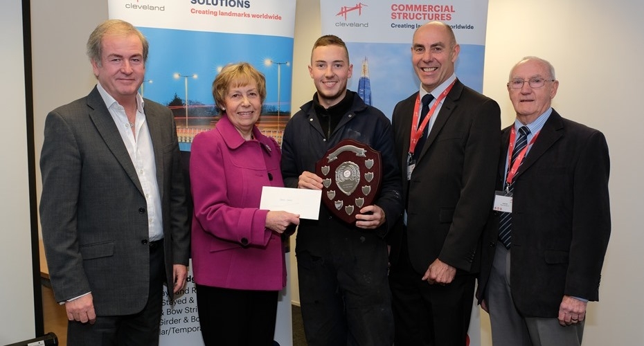 Star apprentice Steven receives Ron Maddison Award