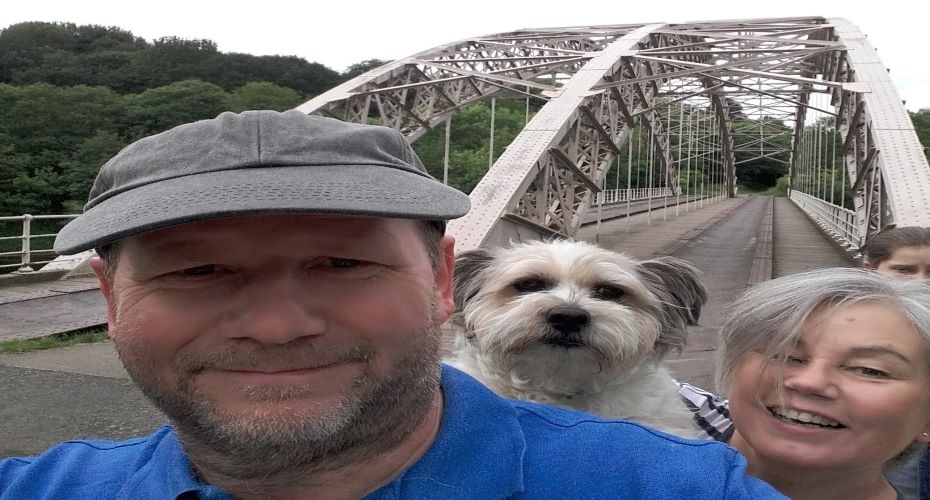 Fantastic surprise for bridge selfie competition winner