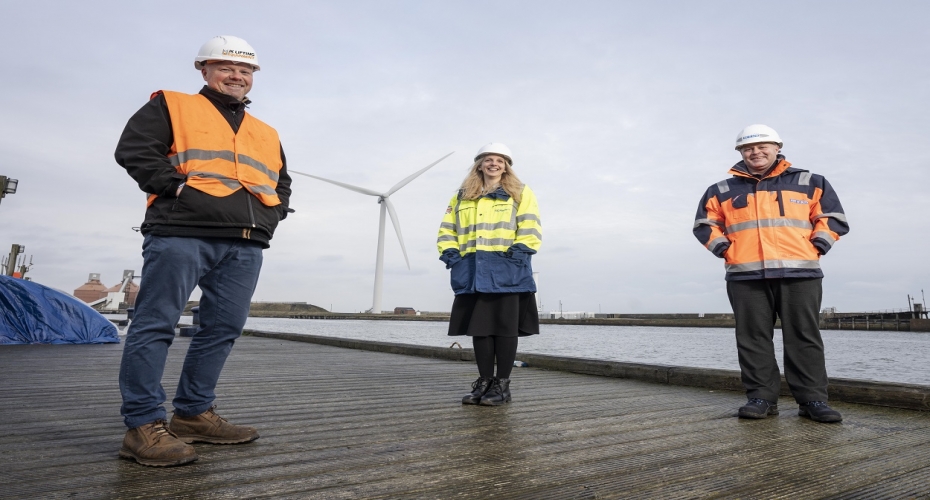 Engineering partnership makes light work of heavy lifting at Port of Blyth