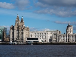 Mott MacDonald scales up office in Royal Liver Building